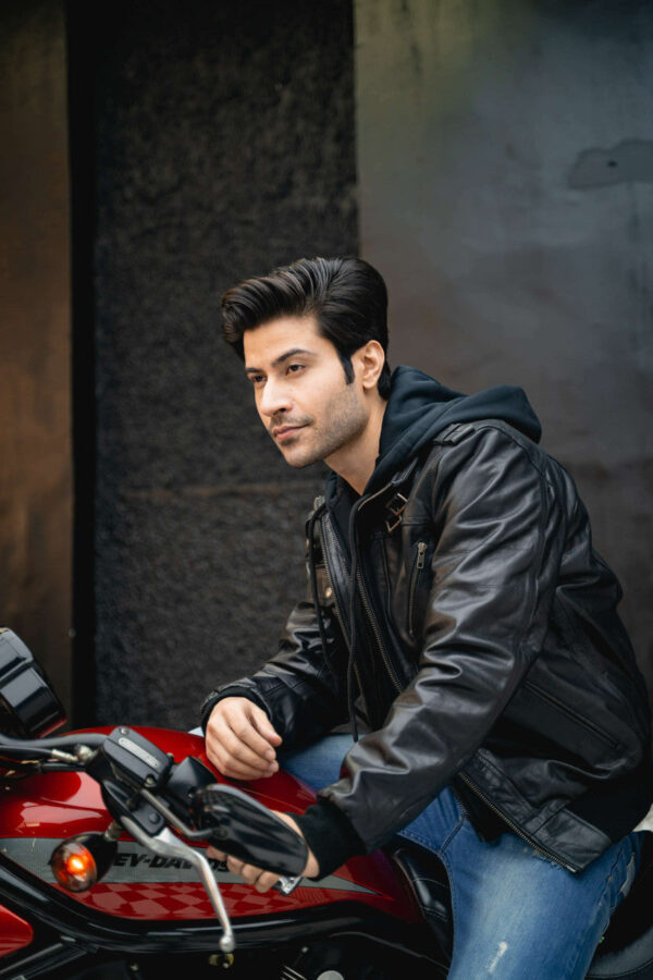 Vance Leather Mens Sven Bomber Black Waxed Premium Cowhide Motorcycle Leather Jacket with Removeable Hood - Image 15
